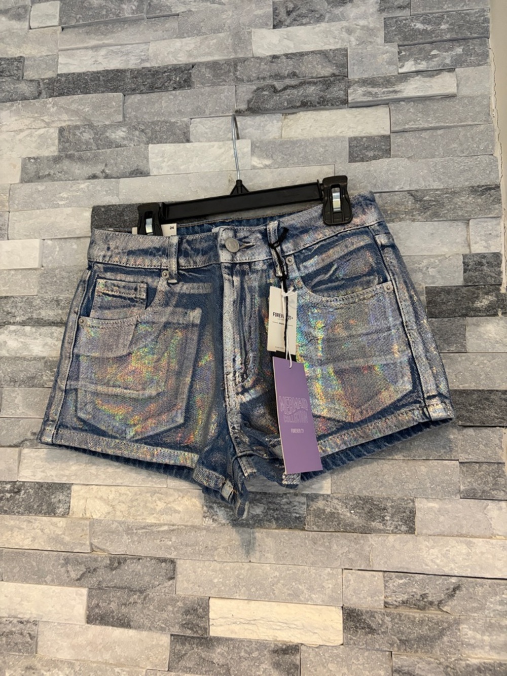 Forever 21 Women's shorts brand new with tags size 24